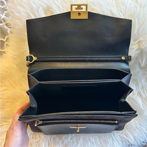 GIVENCHY GV3 Black Smooth Leather & Suede
Shoulder Bag - Picture 9 of 11